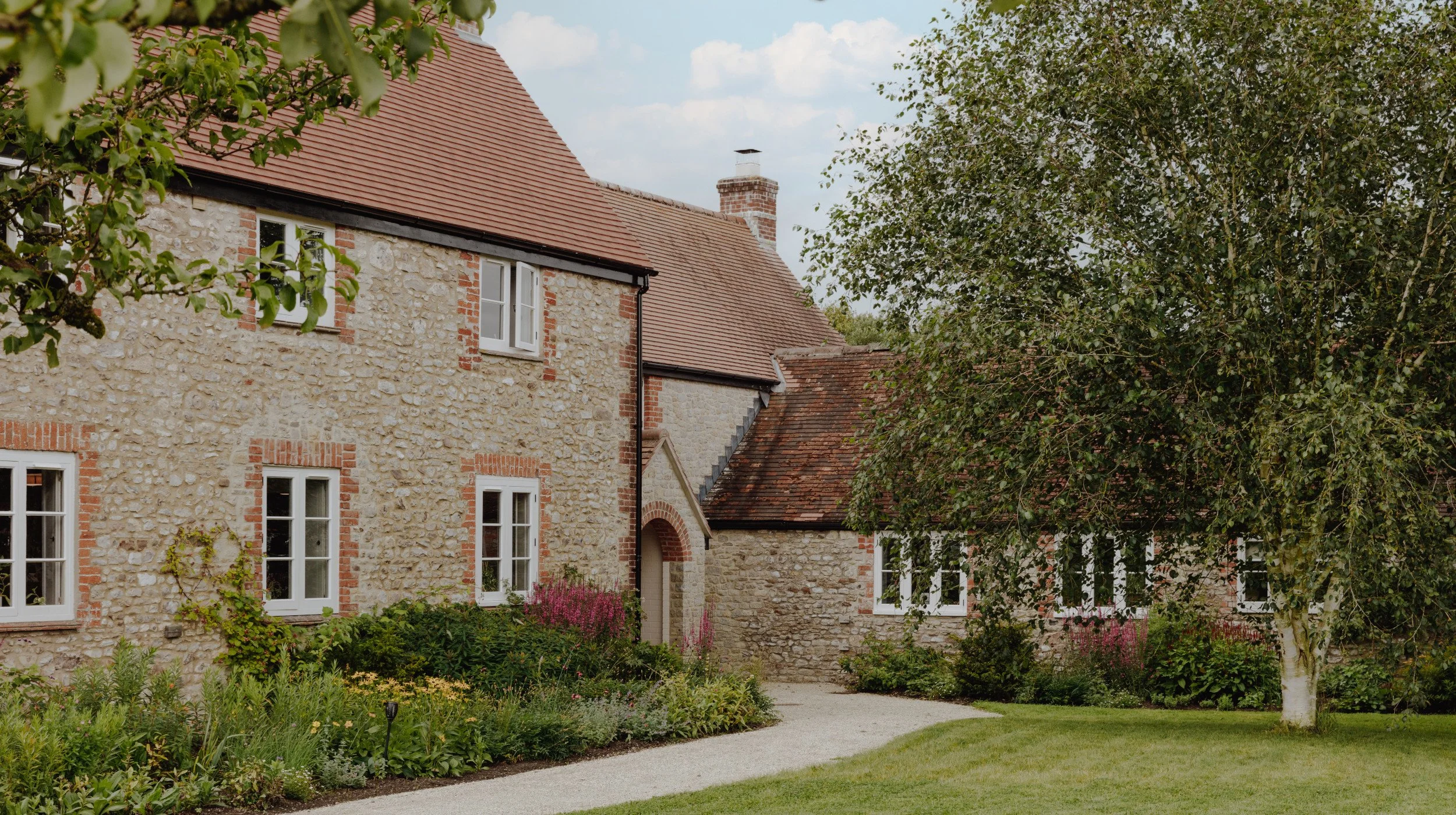42 Acres — The Global Retreat Company